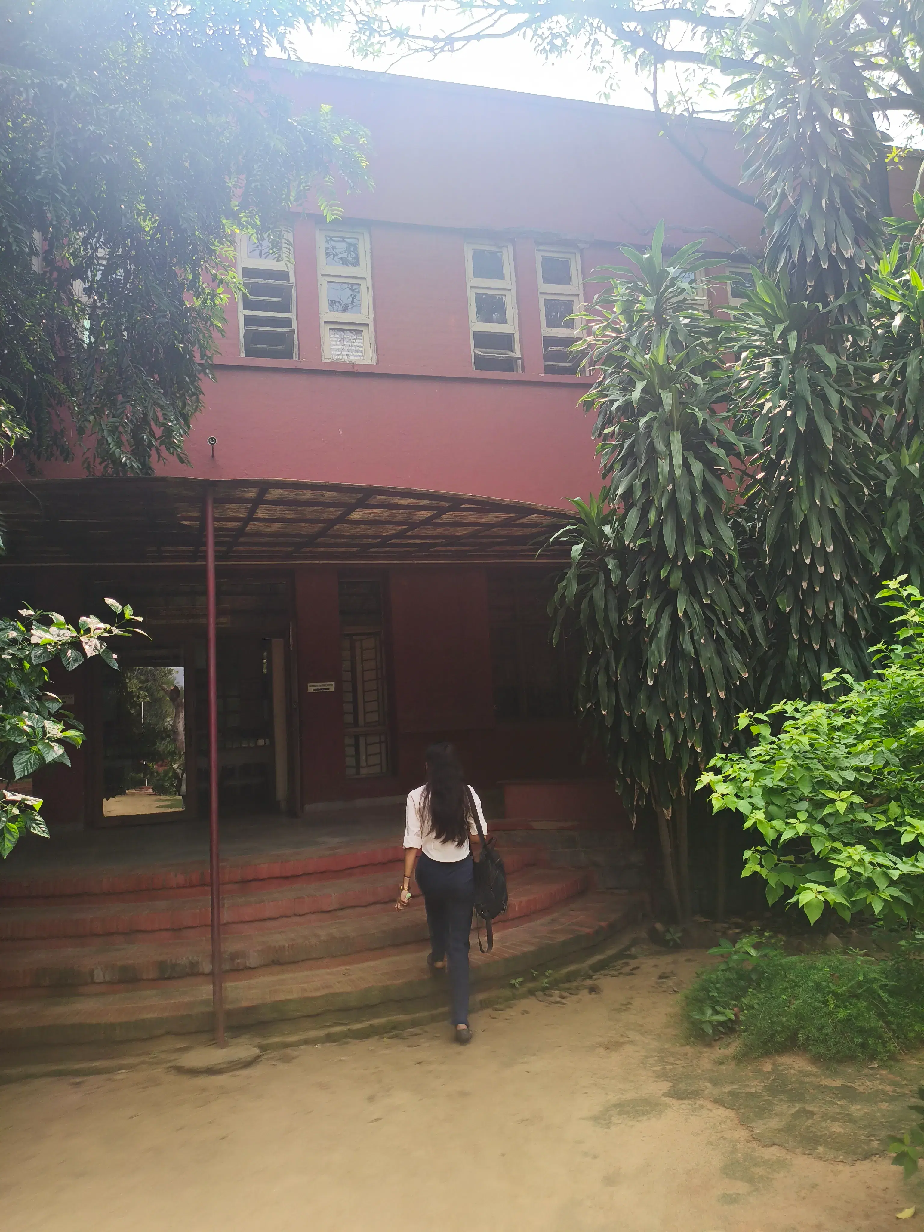 LSR Delhi Academic Building photo 9